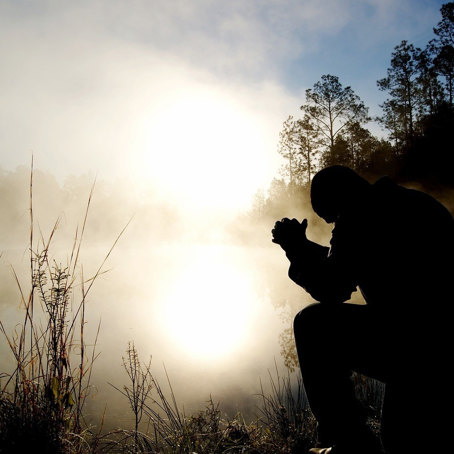 praying_outside